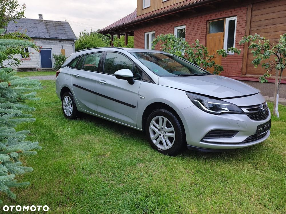 Opel Astra - 1