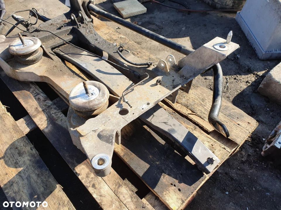 SANKI PRZEDNIE CHEVROLET CORVETTE C6 GRAND SPORT - 3