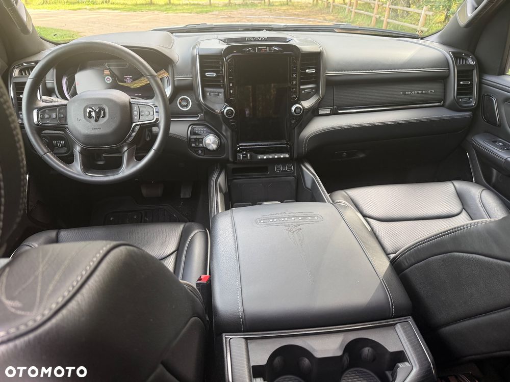 Dodge RAM 5.7 4x4 - 6