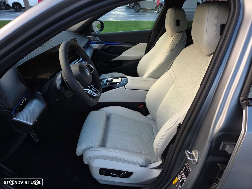 BMW i5 eDrive40 Pack Desportivo M Pro - 8