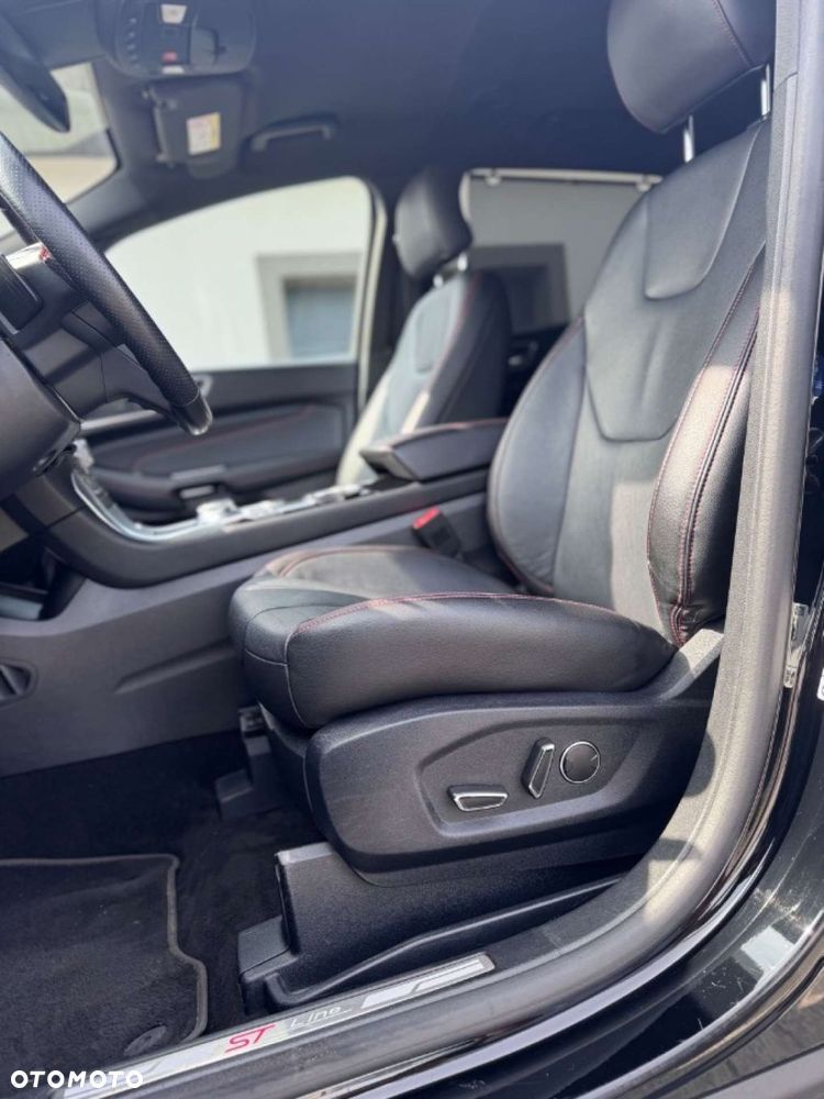 Ford S-Max - 19