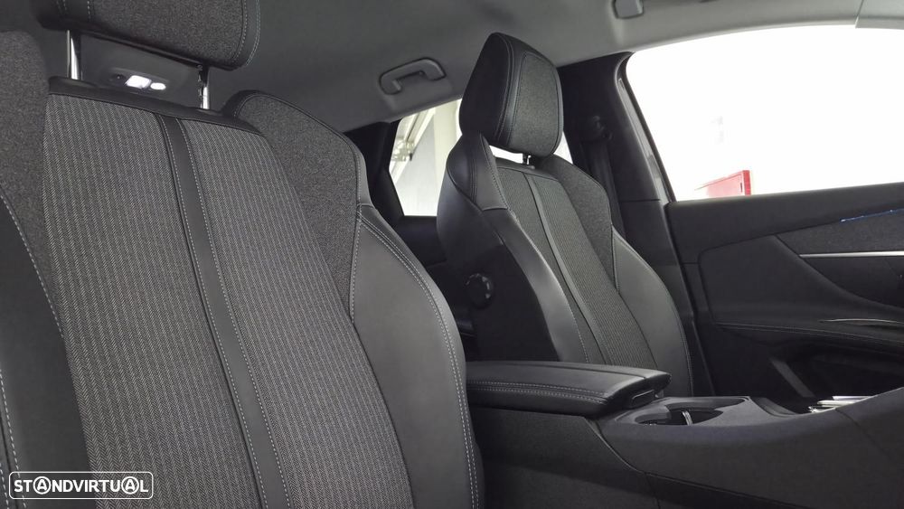 Peugeot 3008 1.6 Hybrid Allure Pack e-EAT8 - 13