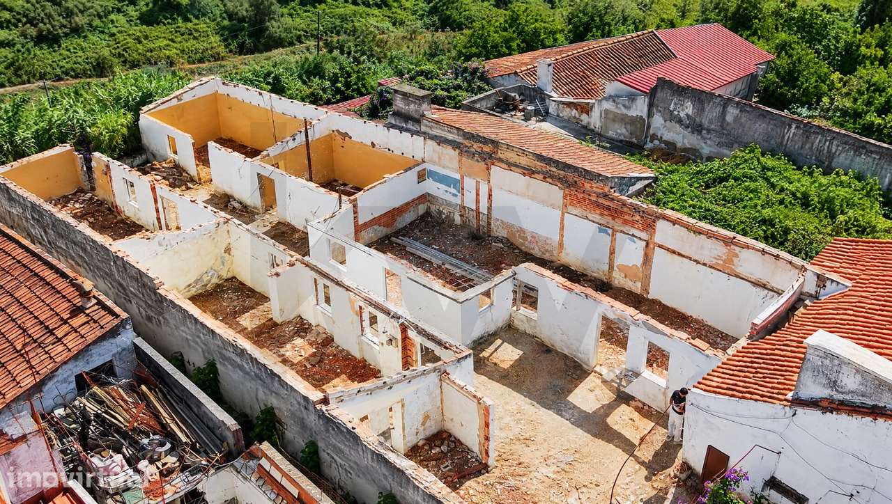 PRÉDIO NO CENTRO DE SANTARÉM | PROJETO DE REABILITAÇÃO | 5 FRAÇÕES IND - Grande imagem: 2/20
