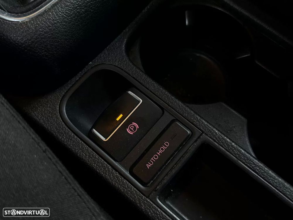 VW Tiguan 2.0 TDi Cup BlueMotion - 29