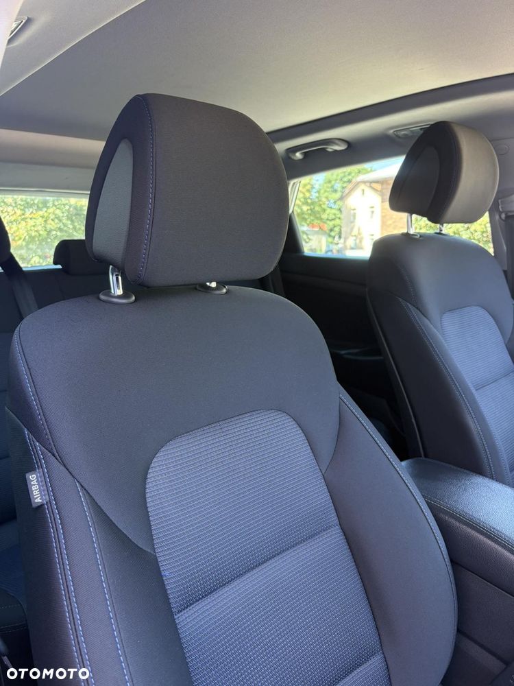 Hyundai Tucson blue 1.7 CRDi 2WD DCT Premium - 31