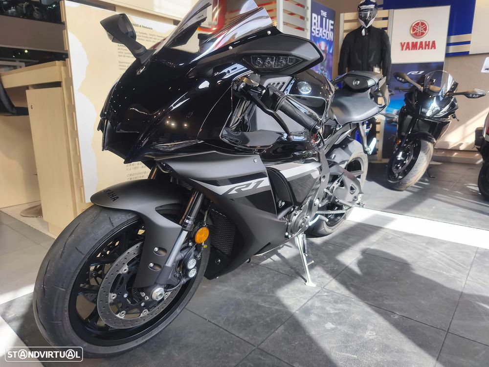 Yamaha YZF R1 - 5