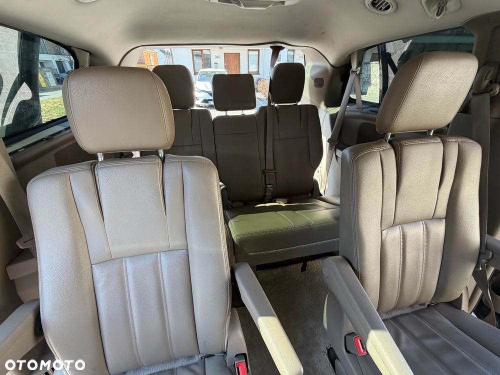 Chrysler Town & Country 3.6 Touring - 7
