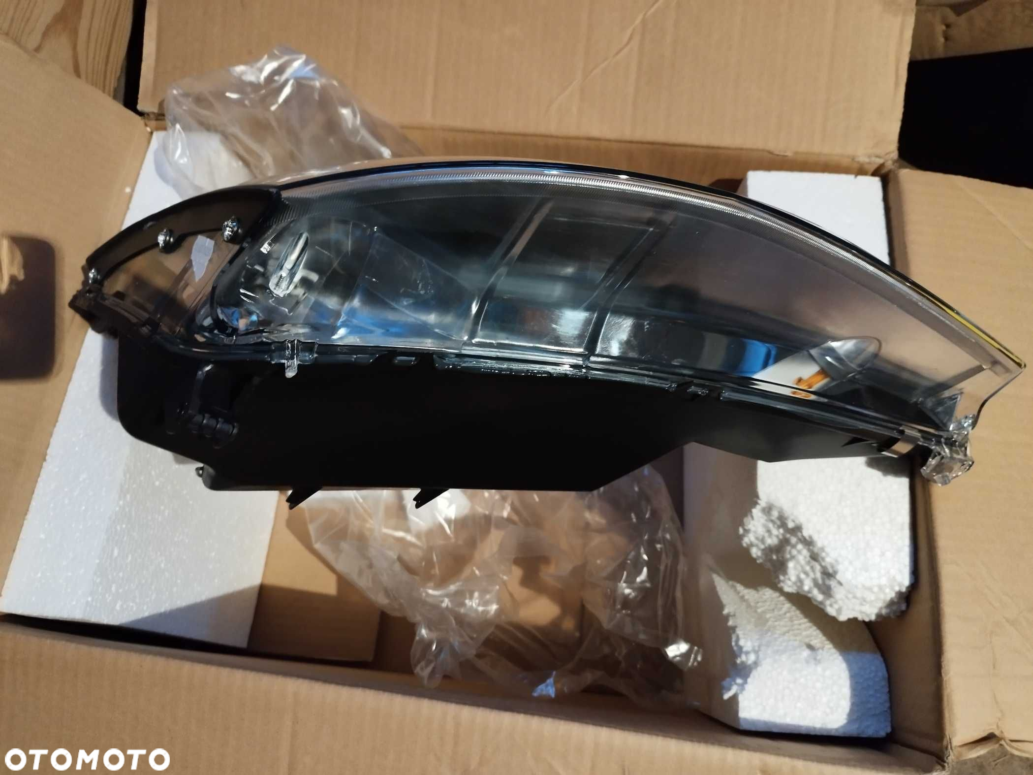 Reflektor prawy Ford Focus 02-04 nowy oryginalny - 3