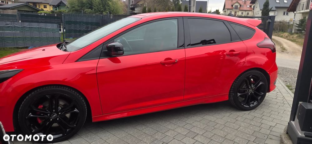 Ford Focus 2.0 EcoBoost ST - 6