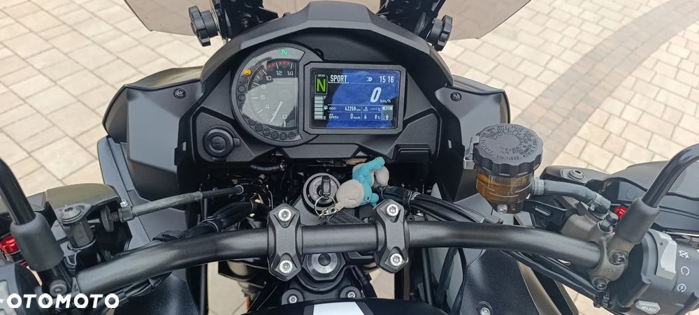 Kawasaki Versys 1000 - 12