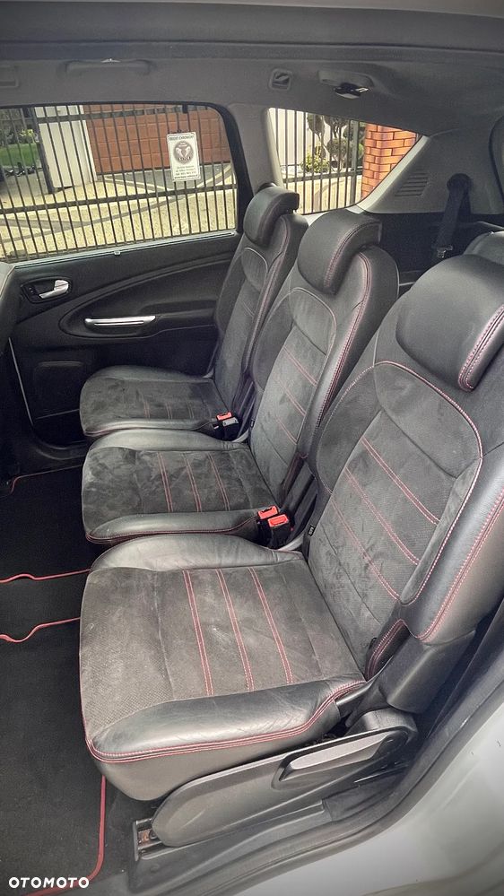 Ford S-Max - 8