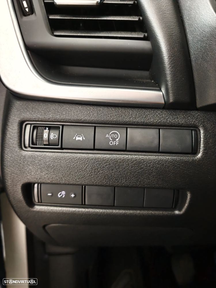 Nissan Qashqai 1.3 DIG-T Acenta - 17
