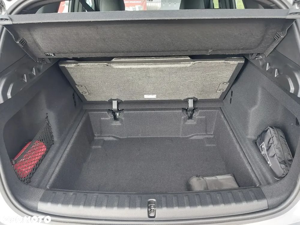 BMW X1 sDrive18i sport - 25