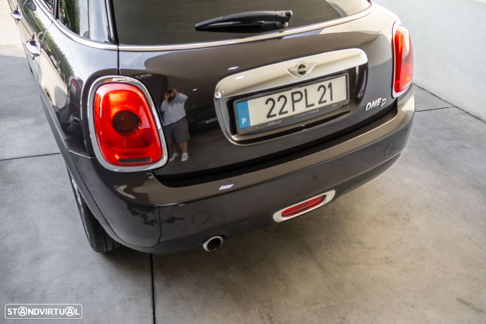 MINI 5 Portas One D - 13
