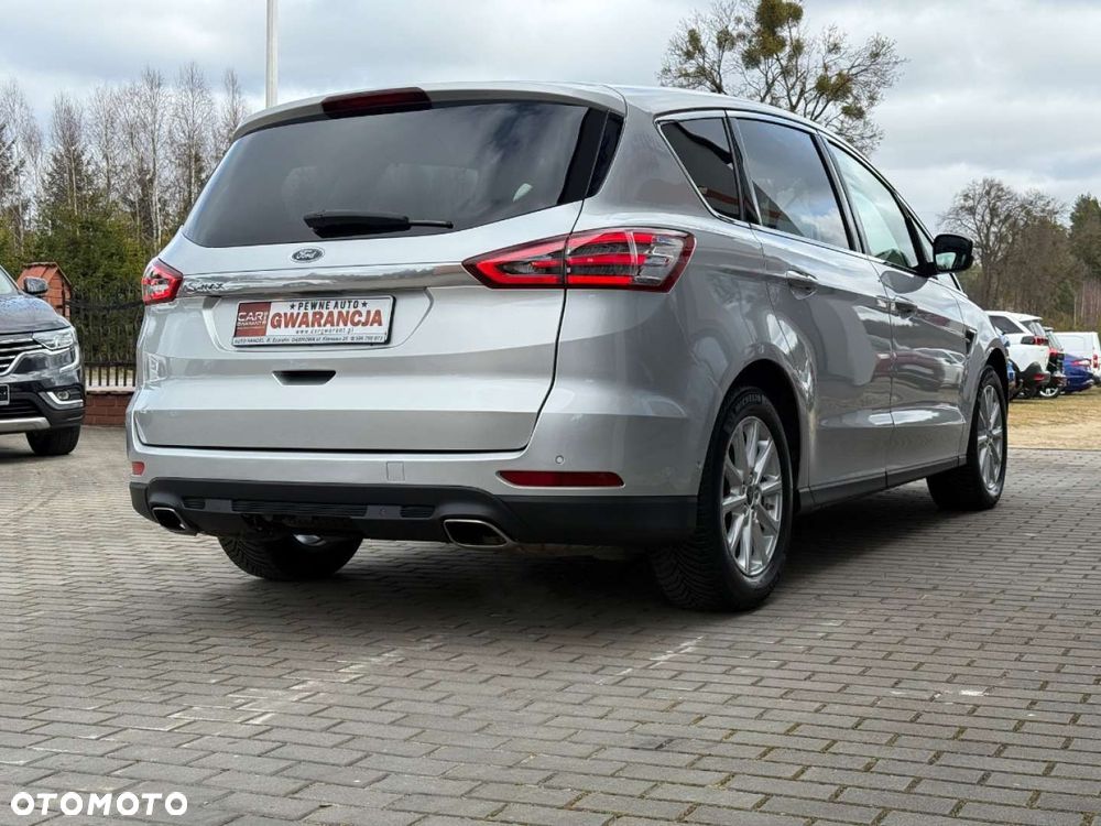 Ford S-Max - 10