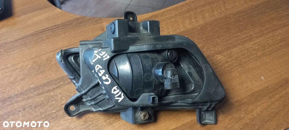 HALOGEN PRZEDNI PRAWY KIA CEED I LIFT PL02B12546 - 2