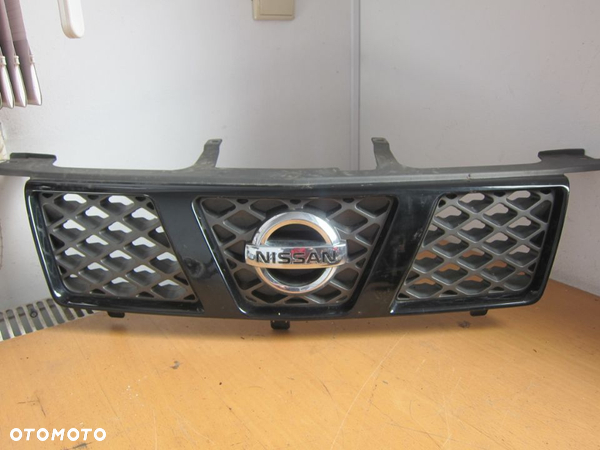 NISSAN X-TRAIL T30 GRILL PRZEDNI ATRAPA