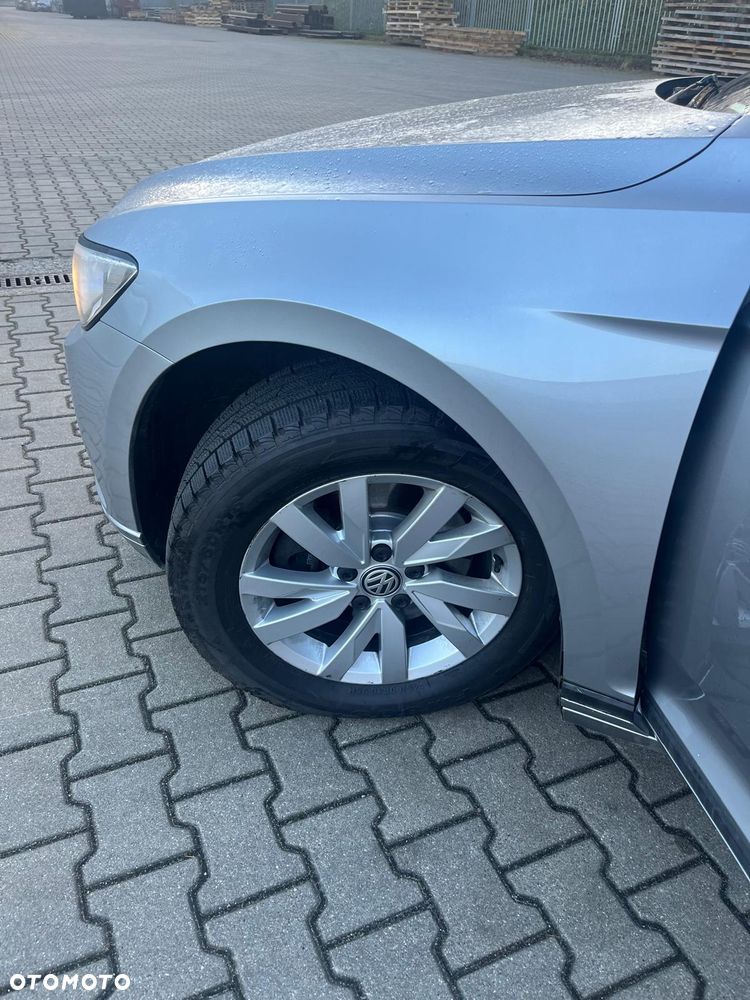 Volkswagen Passat 1.6 TDI BMT Trendline - 10