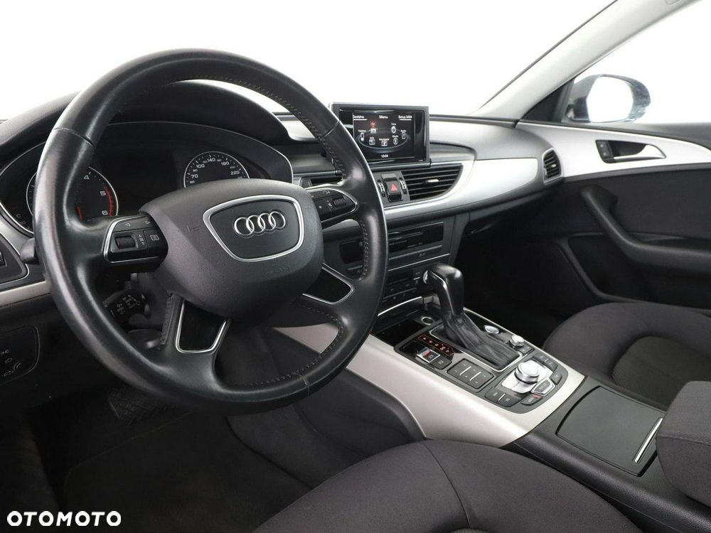 Audi A6 Avant 2.0 TDI Ultra S tronic - 15