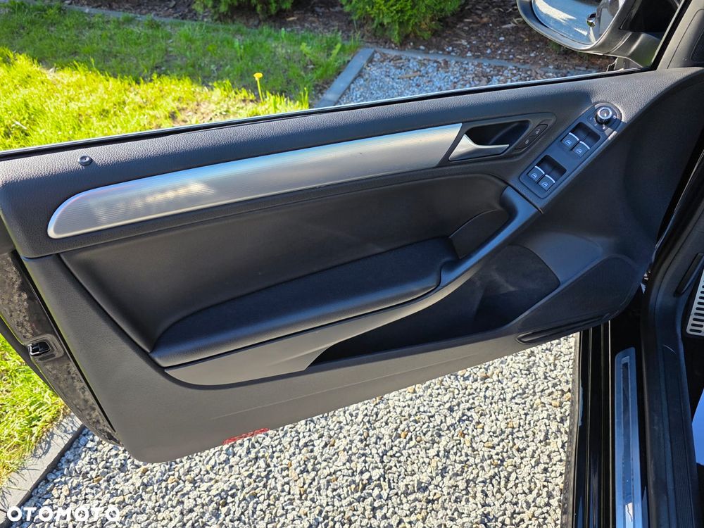 Volkswagen Golf Cabrio R DSG - 9
