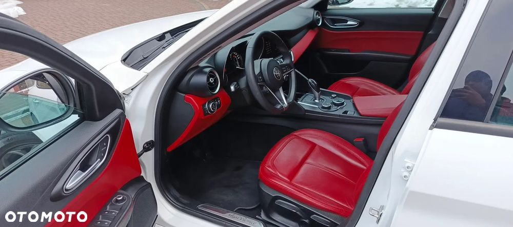 Alfa Romeo Giulia 2.2 D Turbo Super - 17