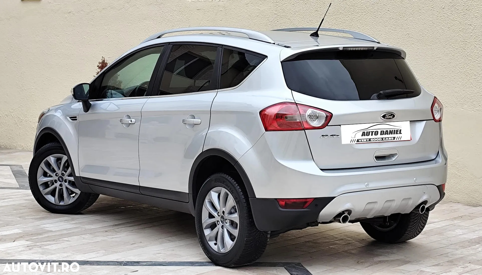 Ford Kuga - 4