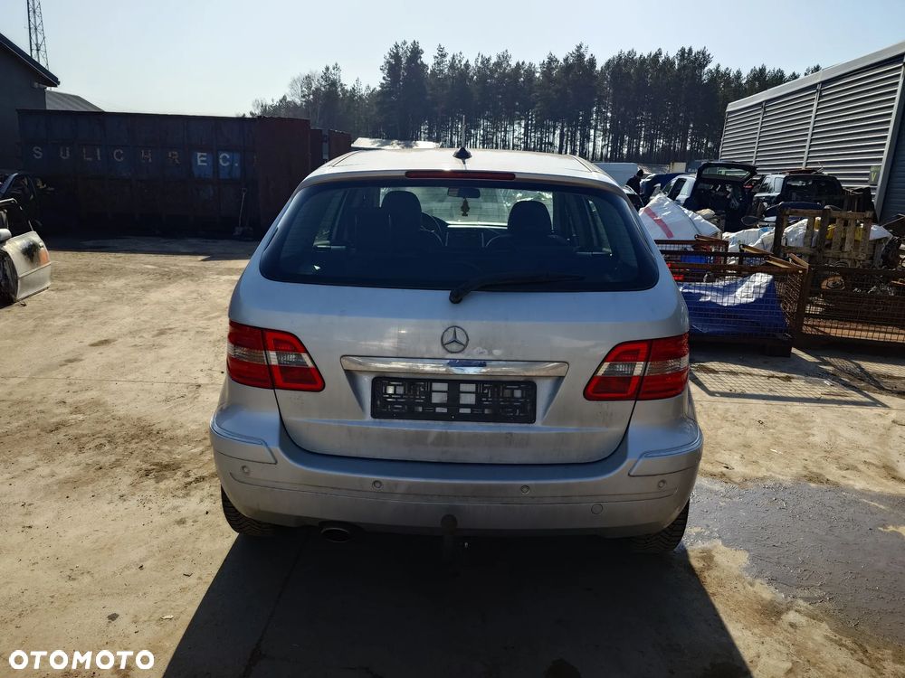 Mercedes B W245 2.0 80 KW NA CZĘŚCI - 3