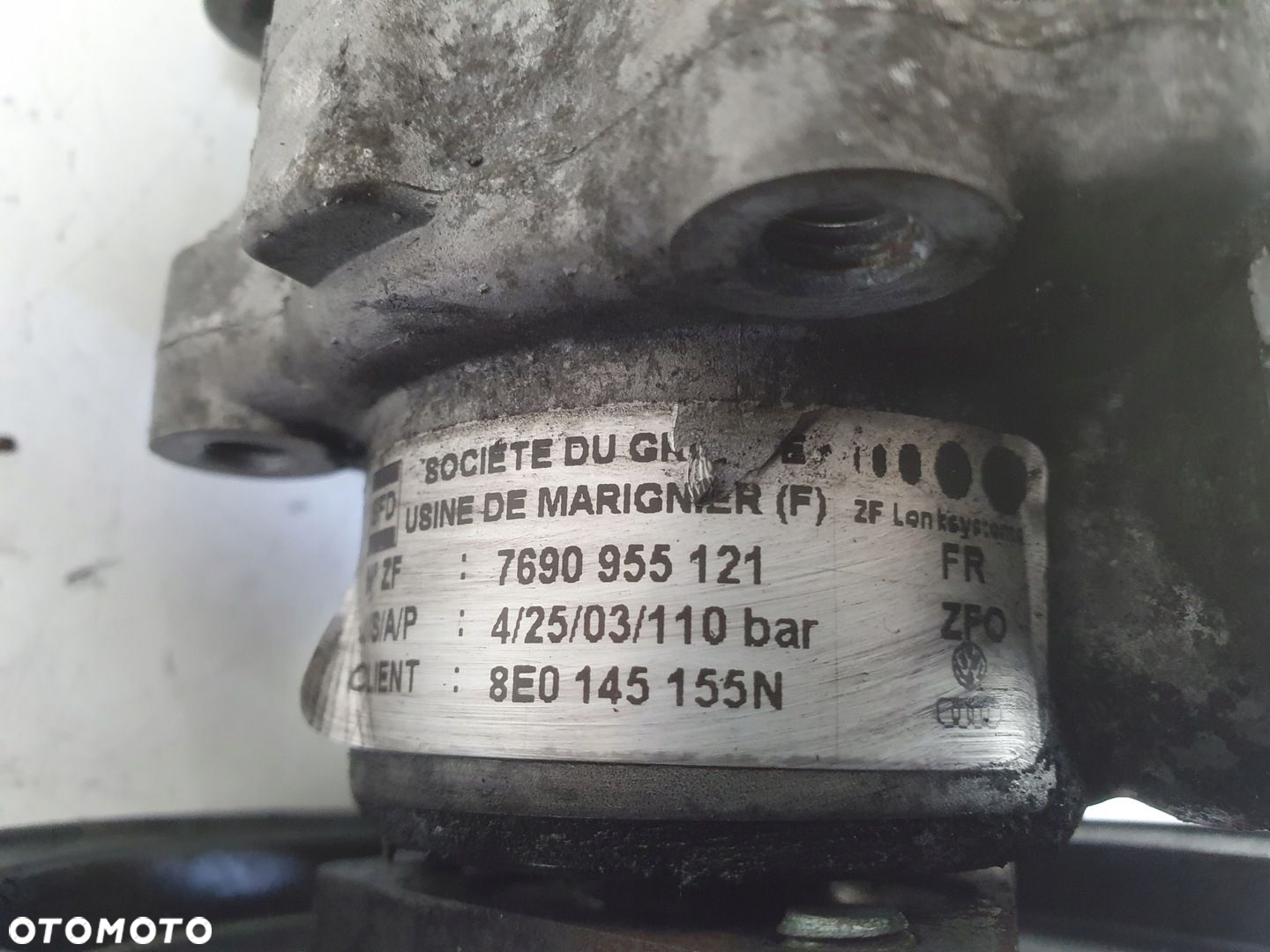Audi A4 B7 2.0 TDI POMPA WSPOMAGANIA 8E0145155N - 3
