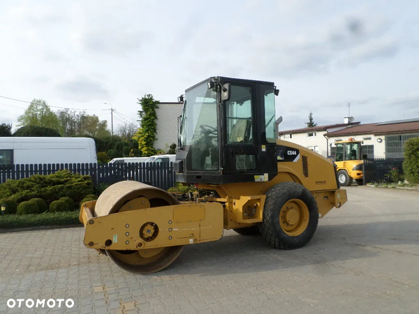 Caterpillar CS 44