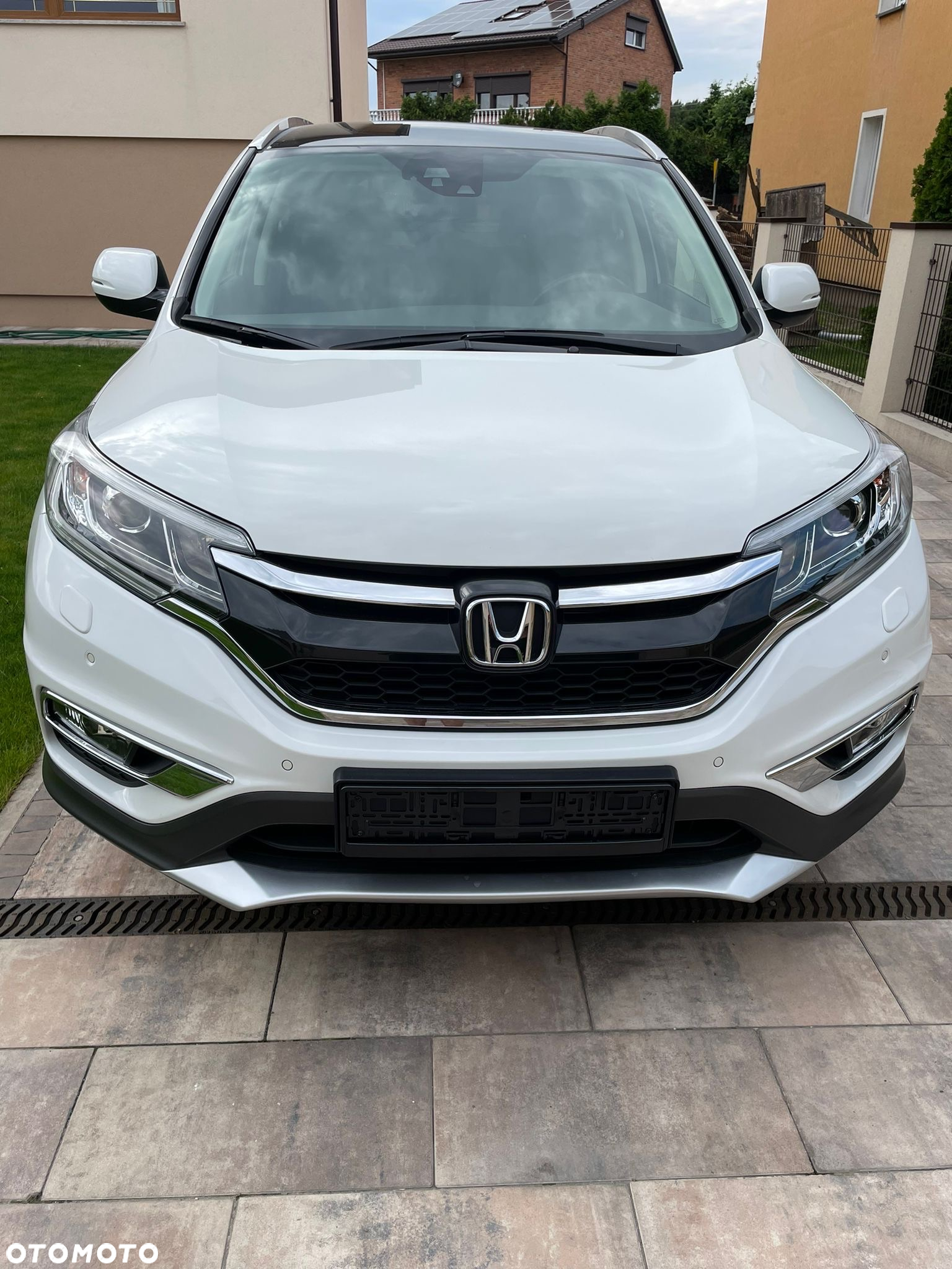 Honda CR-V 1.6i DTEC 4WD Automatik Lifestyle - 14