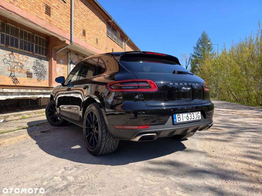 Porsche Macan - 4