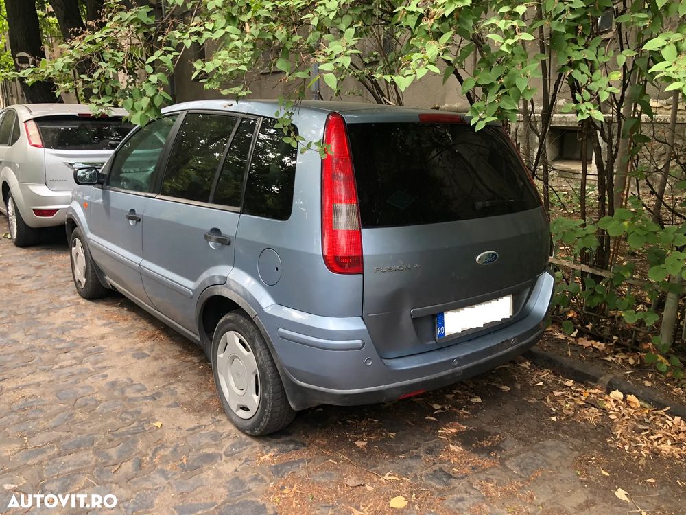 Dezmembrez Ford Fusion + plus 2006 1,6 benzina bleo - 5