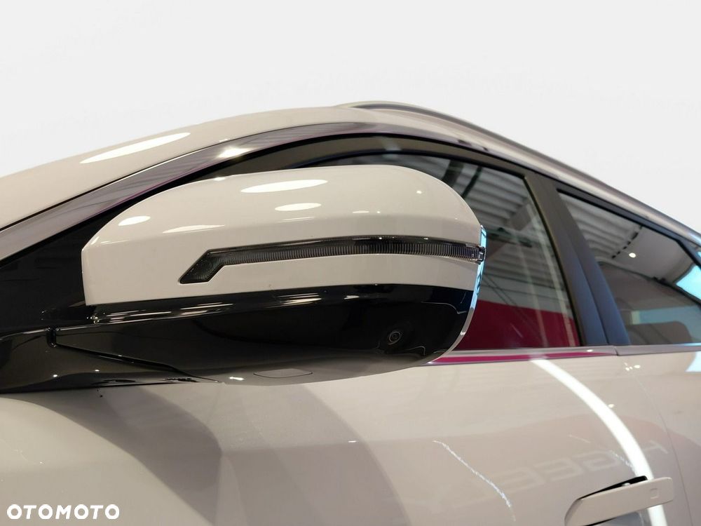 Chery Tiggo 8 1.6 T-GDI Prestige DCT - 12
