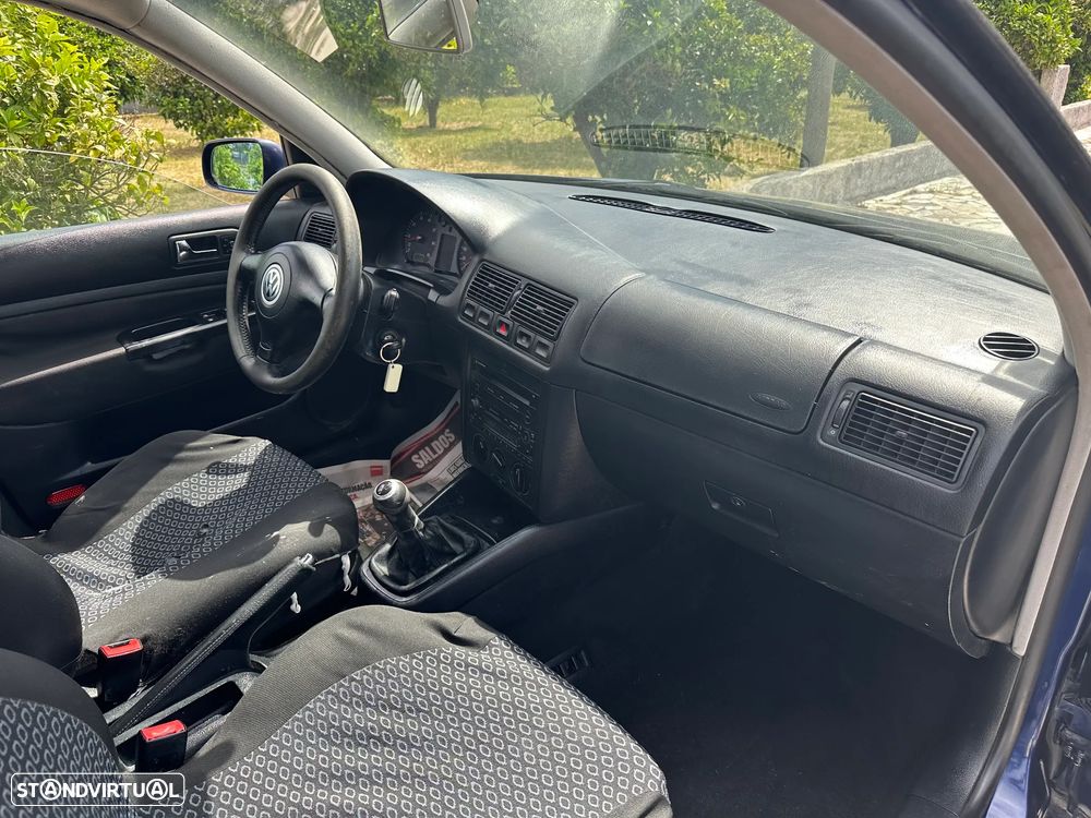 VW Golf 1.4i Confortline JE+AC - 25