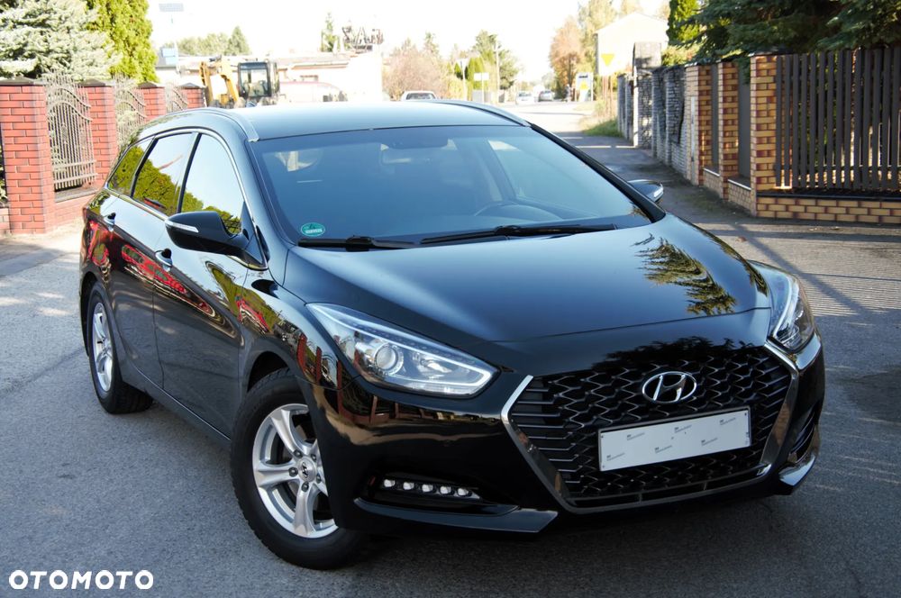 Hyundai i40 Kombi blue 1.6 CRDi DCT Space Plus - 29