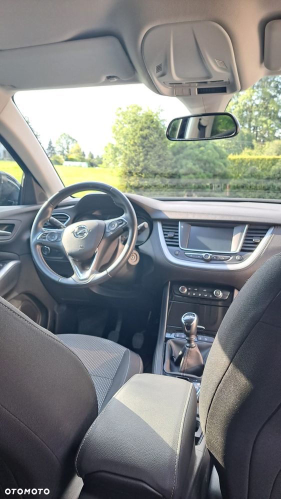 Opel Grandland X 1.2 T GPF Edition S&S - 11