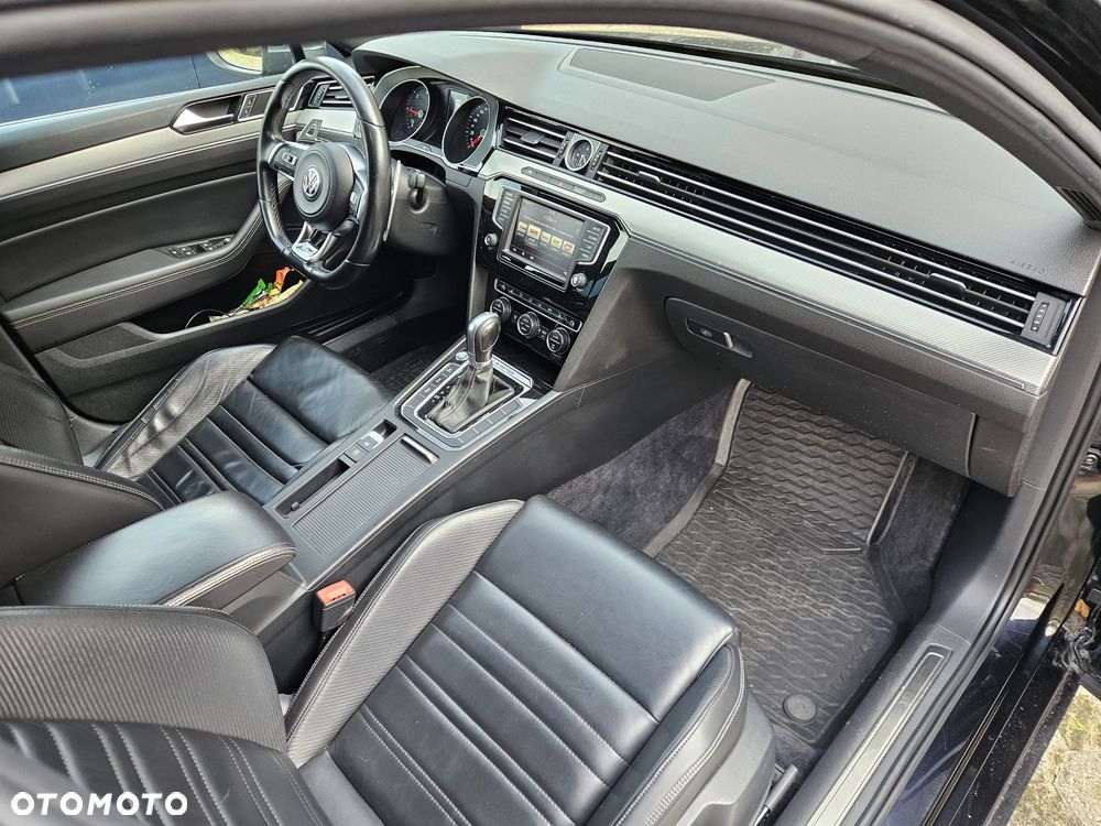 Volkswagen Passat - 29