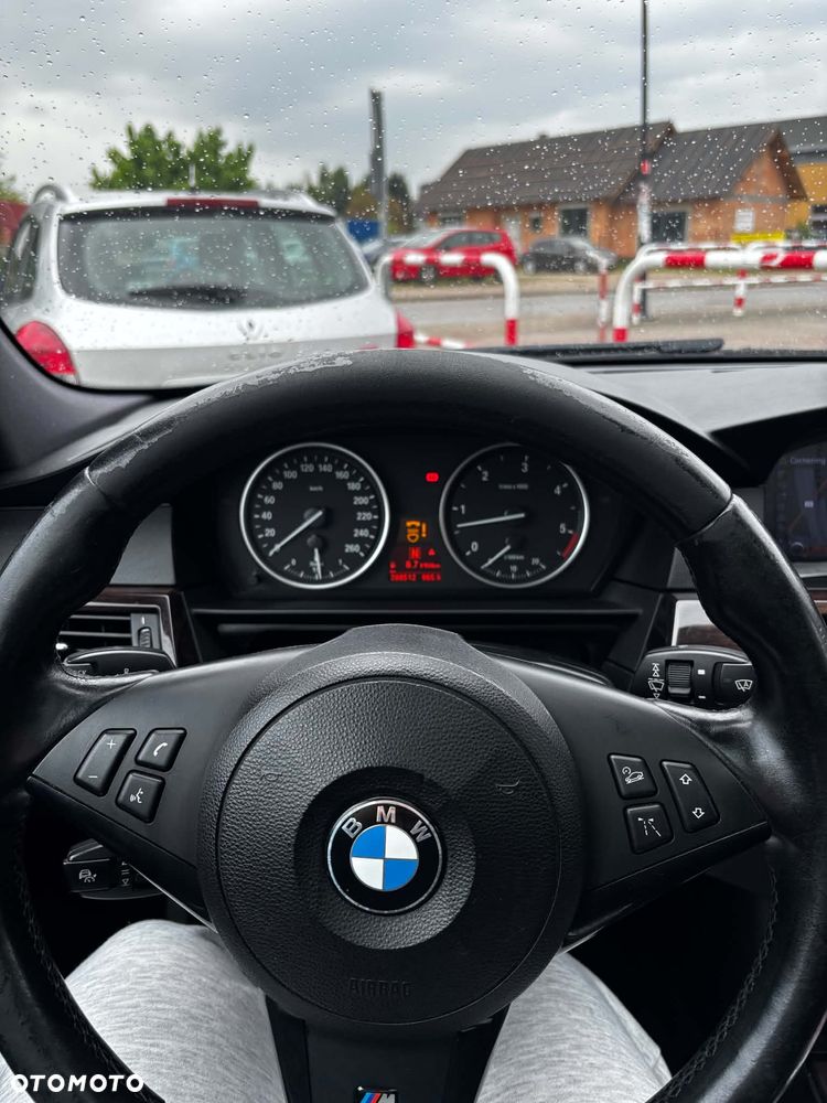 BMW Seria 5 530xd Edition Sport - 10