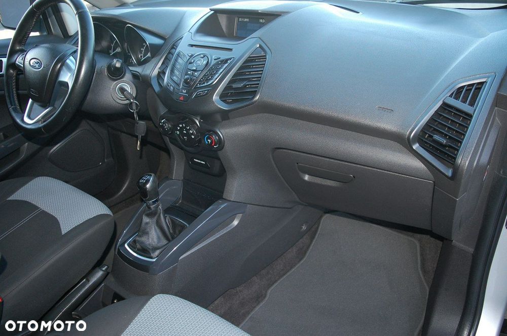 Ford EcoSport - 7