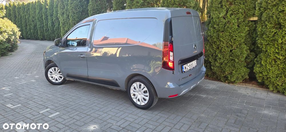 Renault EXPRESS - 11