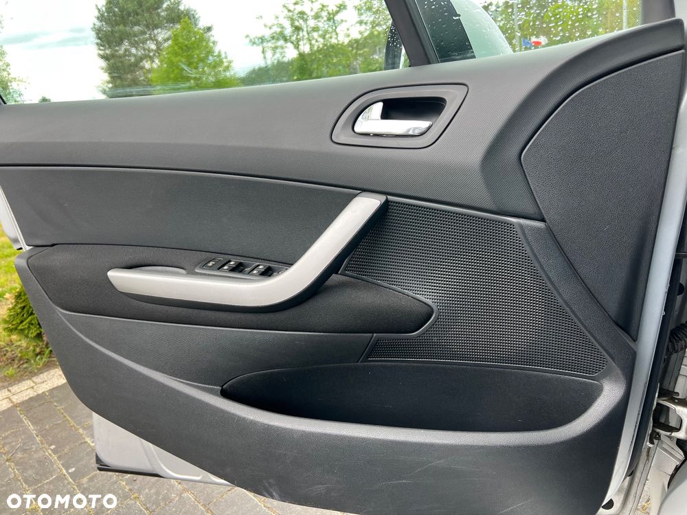 Peugeot 308 1.6 Premium - 21
