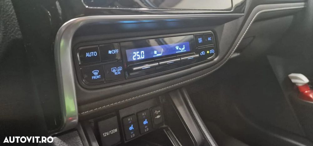 Toyota Auris - 14