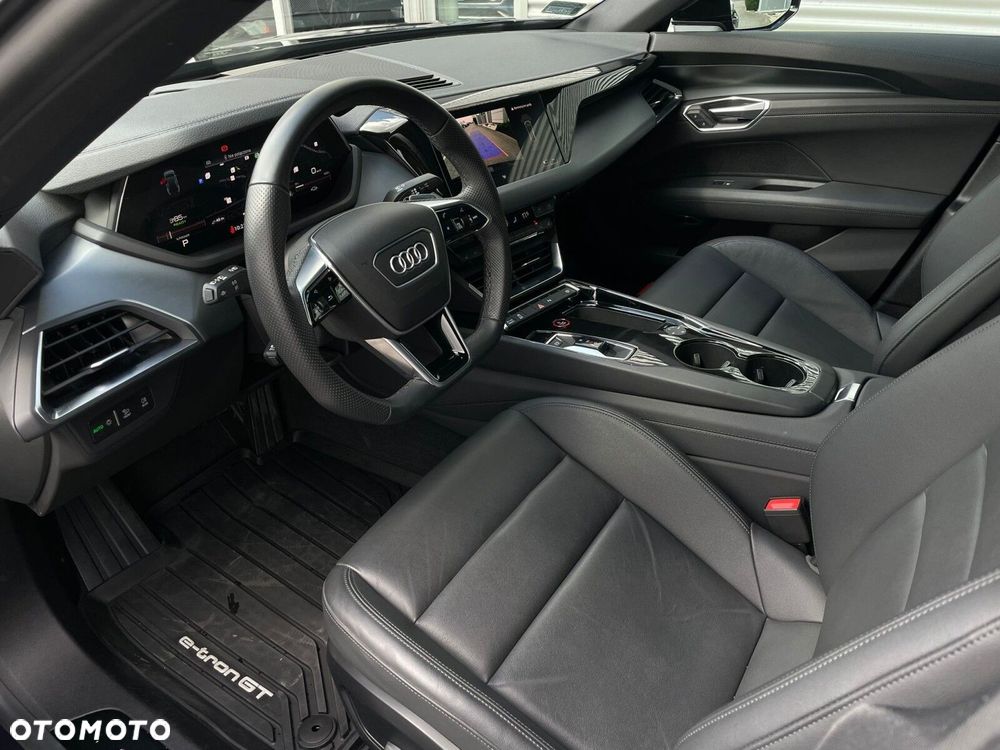 Audi e-tron GT - 22