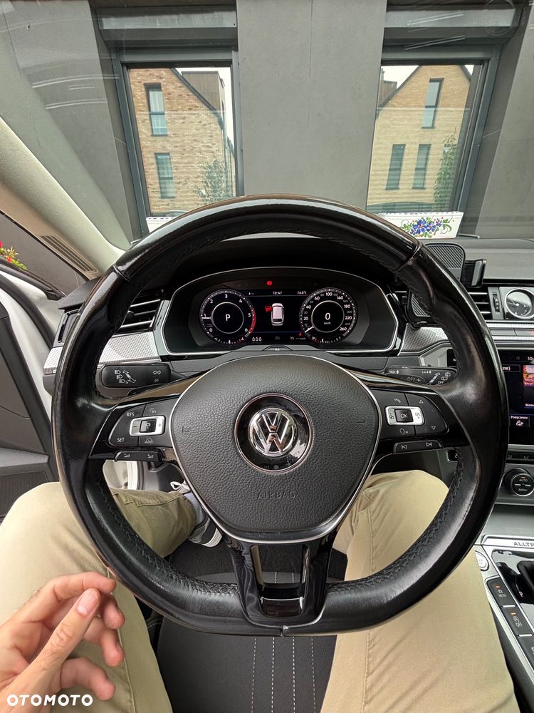 Volkswagen Passat Alltrack 2.0 TDI SCR 4Motion DSG (BMT) - 13