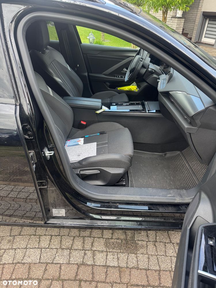 Opel Astra 1.6 T Plug-in Hybrid GS Line - 29