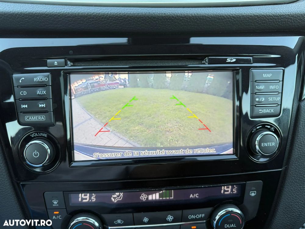 Nissan Qashqai 1.6 DCI Start/Stop N-Connecta - 13