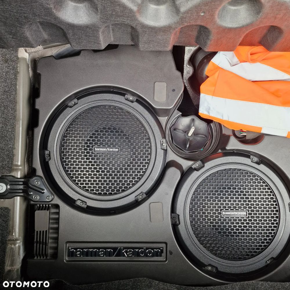 Dodge Challenger Automatik SRT Hellcat - 23