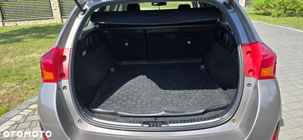 Toyota Auris 1.8 HSD Luna - 13