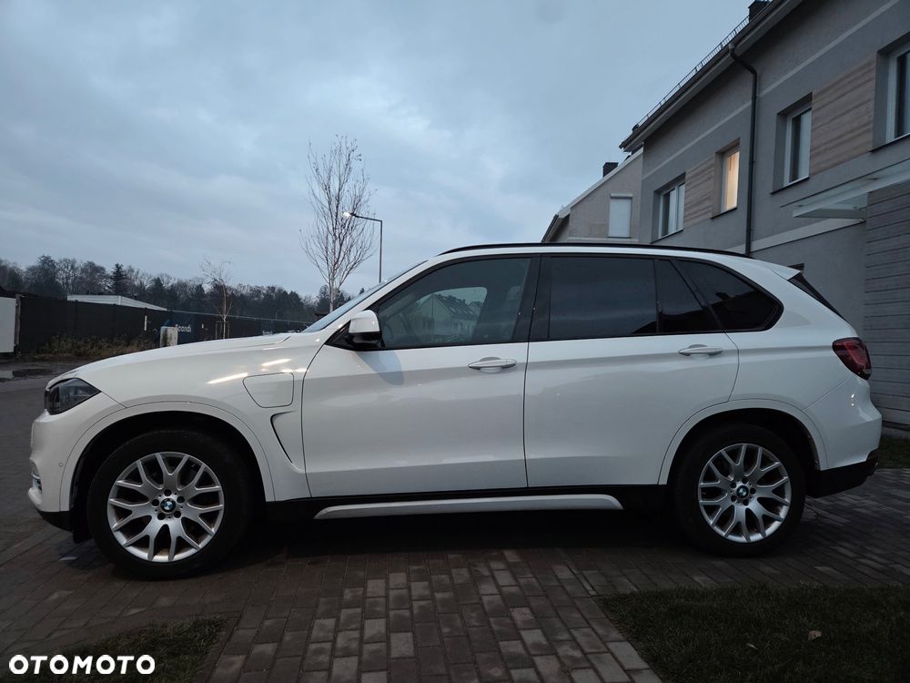 BMW X5 xDrive40i mHEV - 6