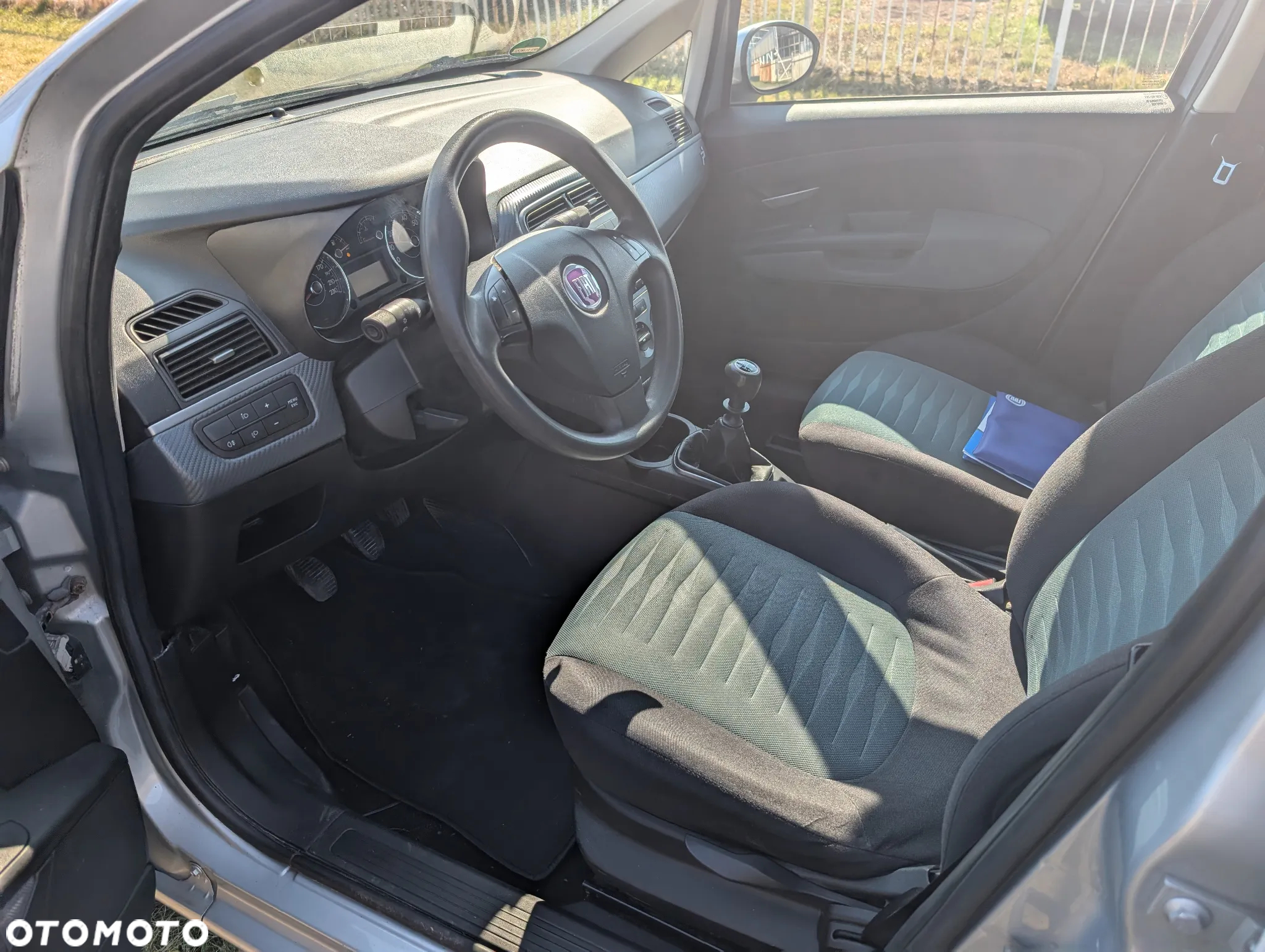 Fiat Grande Punto - 5